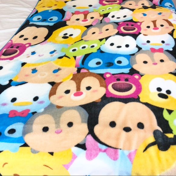 Disney Tsum Tsum Twin Size Soft Blanket